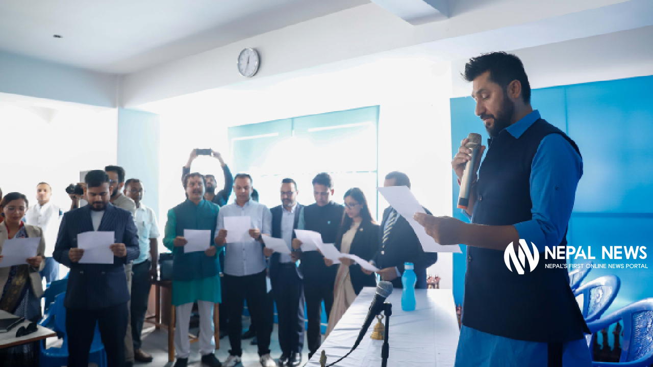 Newly elected office bearers and central committee members of RSP take oath (Photo feature)