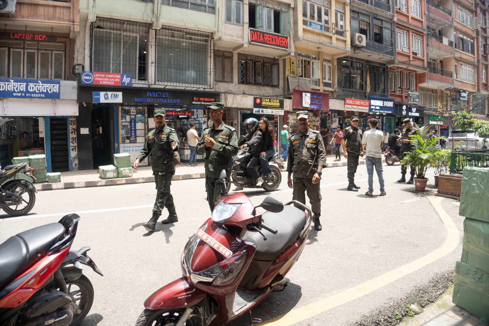 Kathmandu municipal police return to duty after security concerns [Photo Feature]