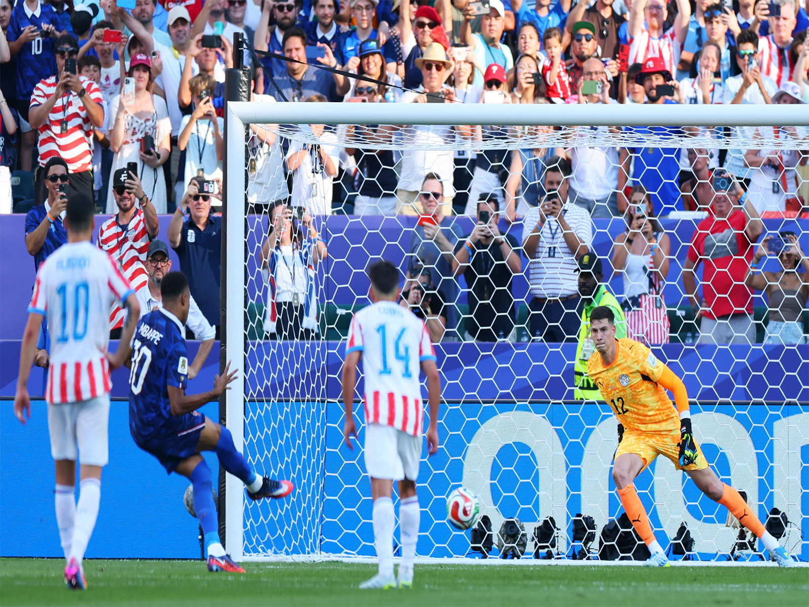 Mbappe penalty sends France past resilient Paraguay into quarter-finals