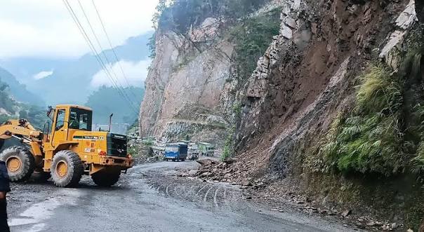 Narayangadh–Muglin road section reopens for two-way traffic