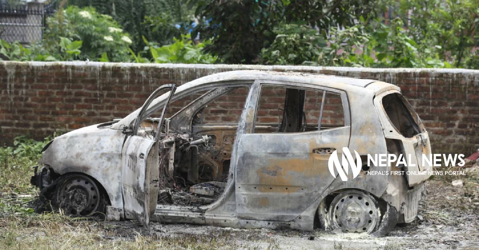 Body retrieved from burning car