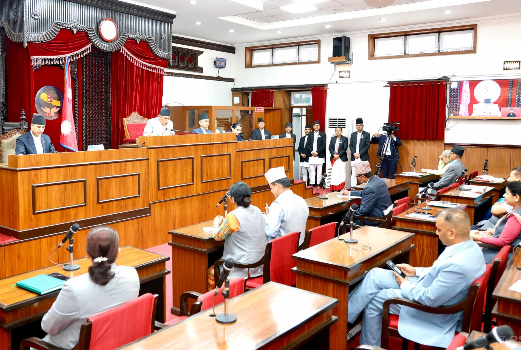 National Assembly meeting begins