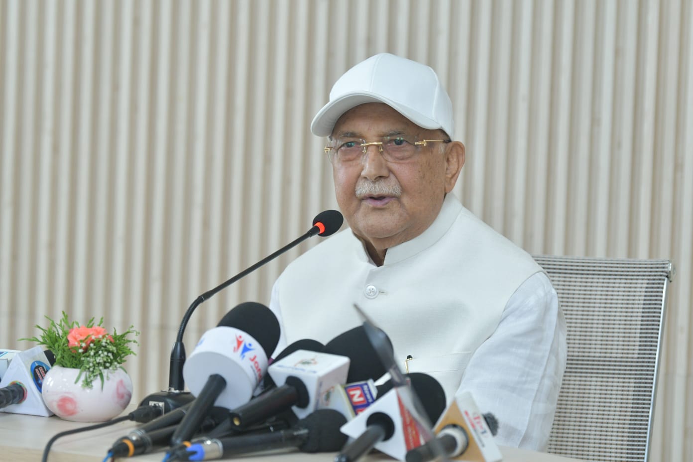 UML Chair Oli accuses government of pushing Nepal toward fascism